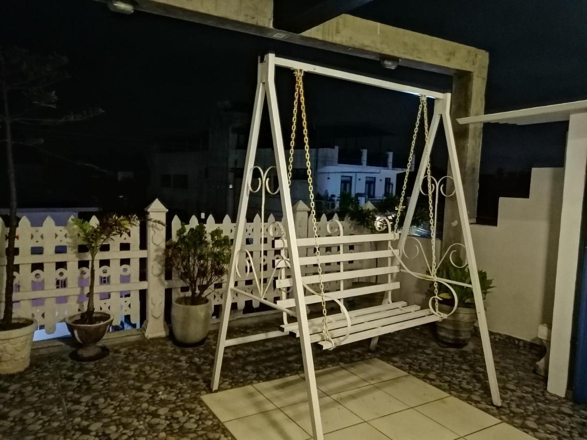 Le Petit Hotel & Restaurant Negombo Eksteriør billede